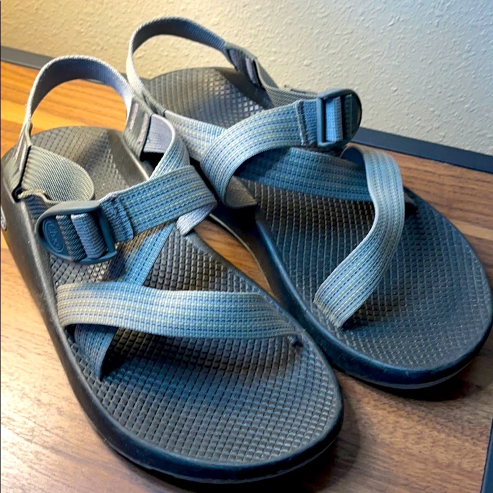 MEN’S CHACO’S. LIKE NEW! SIZE 11.